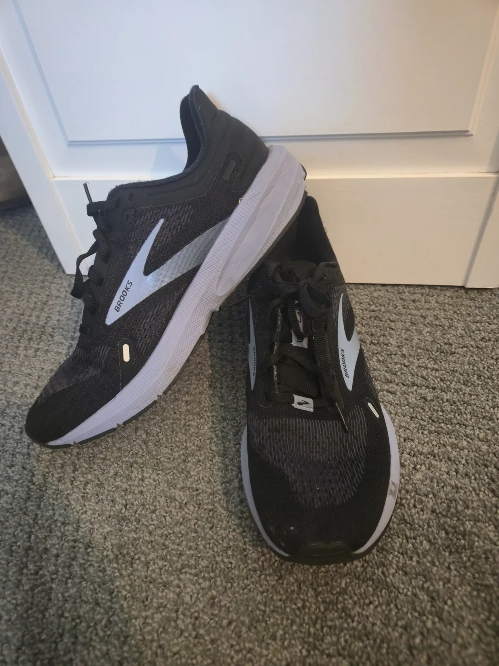 Brooks Women's Black and Purple Running Shoes